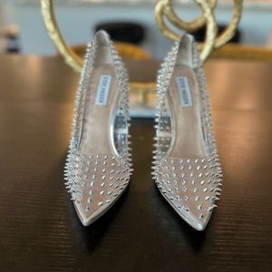 Brand New Steve Madden Rockstud Pumps